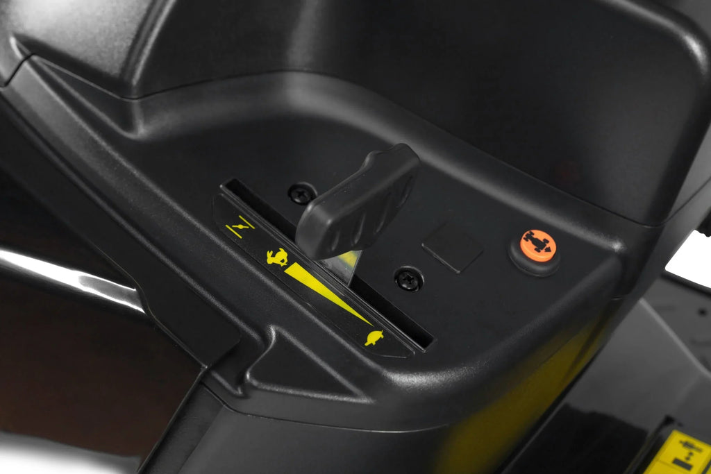 Alpina Rasentraktor AT4 84 A