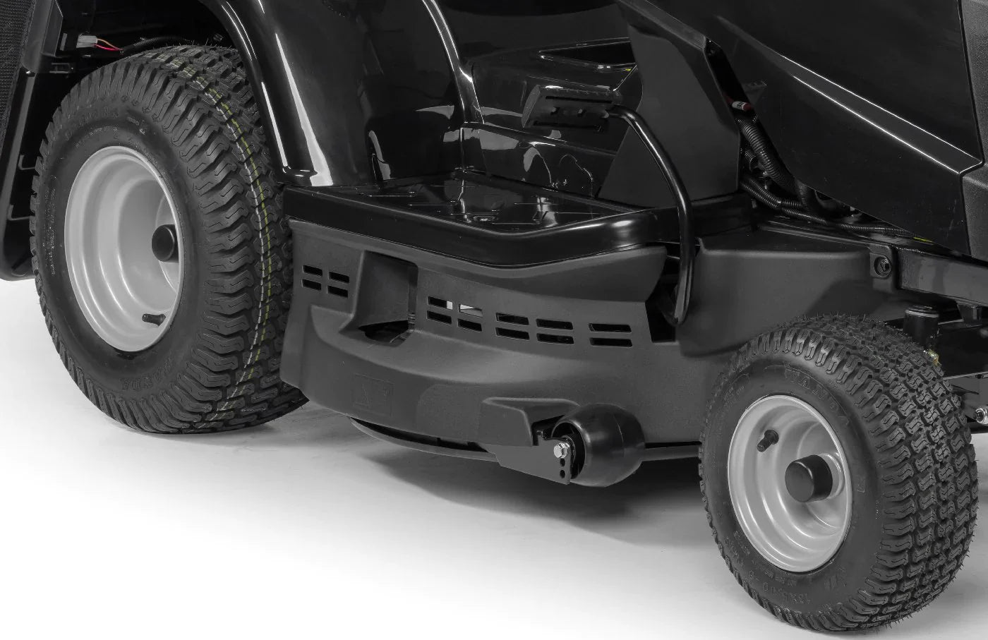 Alpina Rasentraktor AT4 84 A – Modell 2024